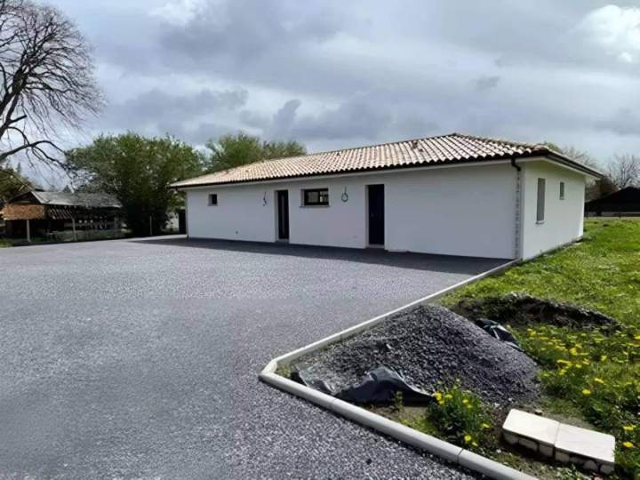 Entreprise de maçonnerie, Bégaar